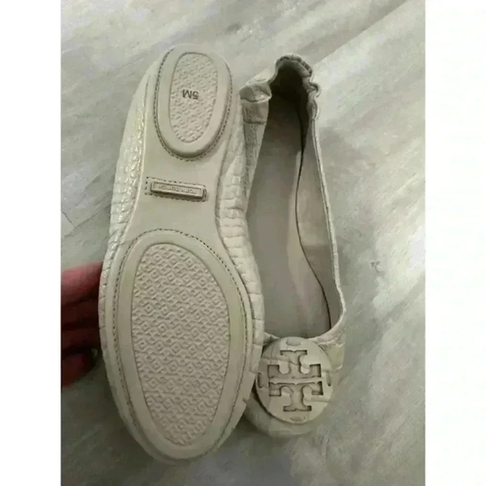 Tory Burch Women Jamaica Sand Croc Leather Logo Ballet Flats‎ Size 5